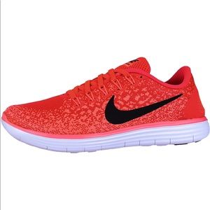 Nike Women’s Free Natural Ride Sneakers